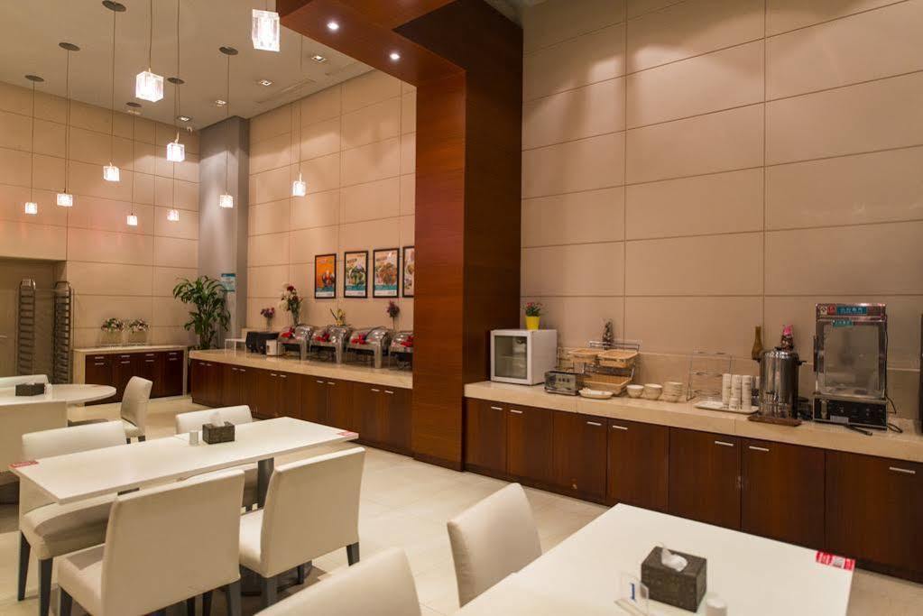 Jinjiang Inn -The Mixc Subway, Nanning Exteriör bild